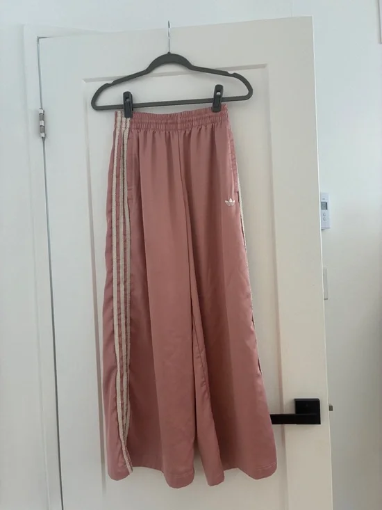 ADIDAS SATIN RUFFLE TRACK PANTS - Picture 4 of 7